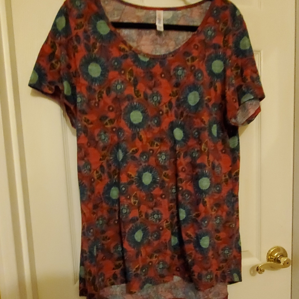 Lularoe top - Picture 3 of 5